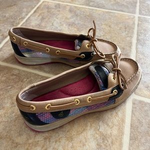 Womens Sperry boat shoe.